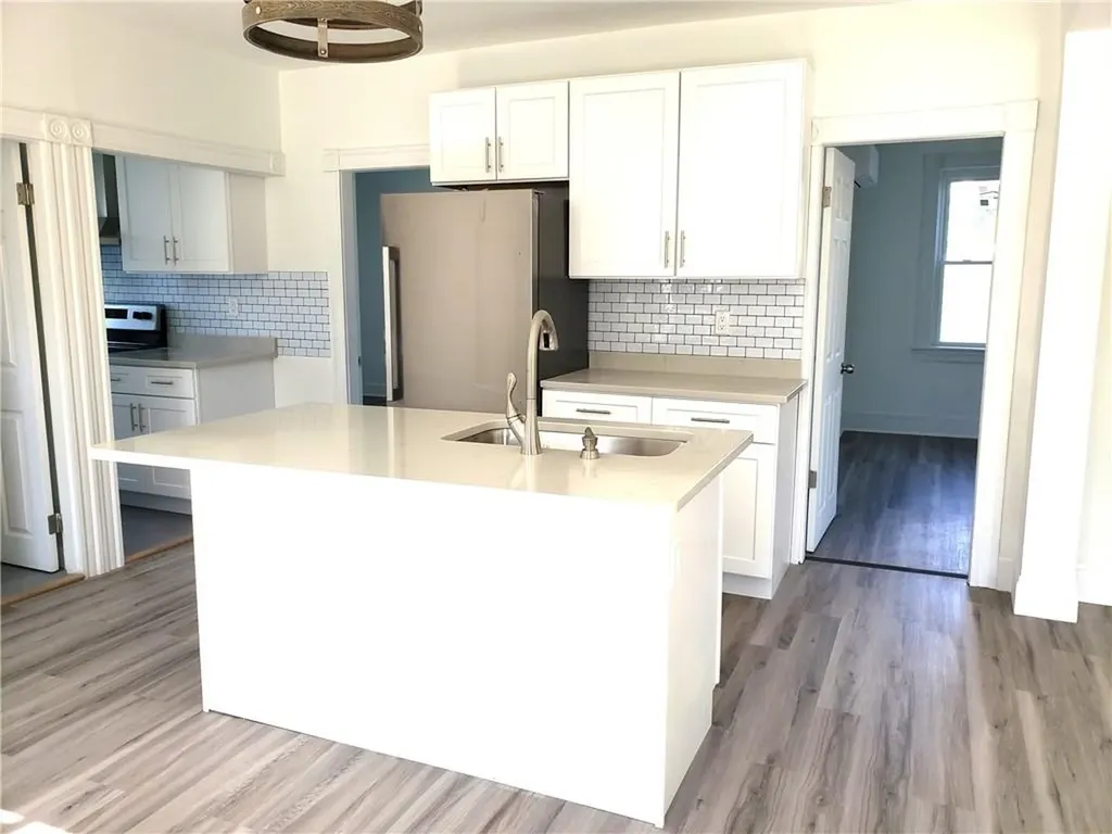 1718 Smith Street North Providence RI 02911