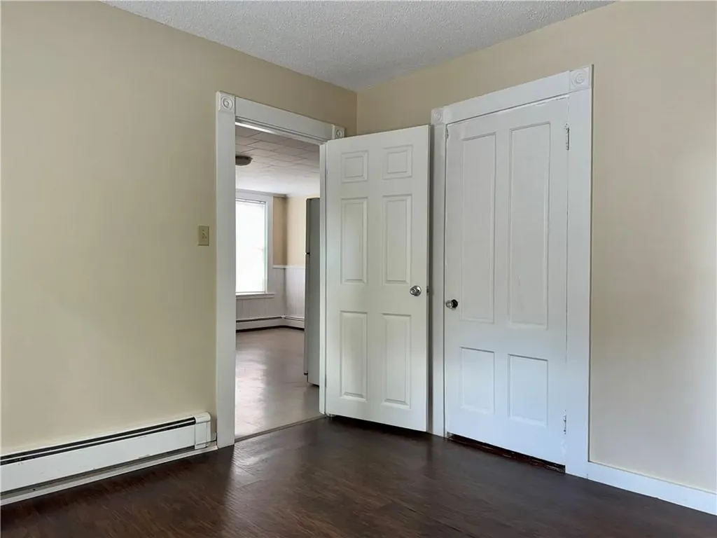 182 Newland Avenue Woonsocket RI 02895