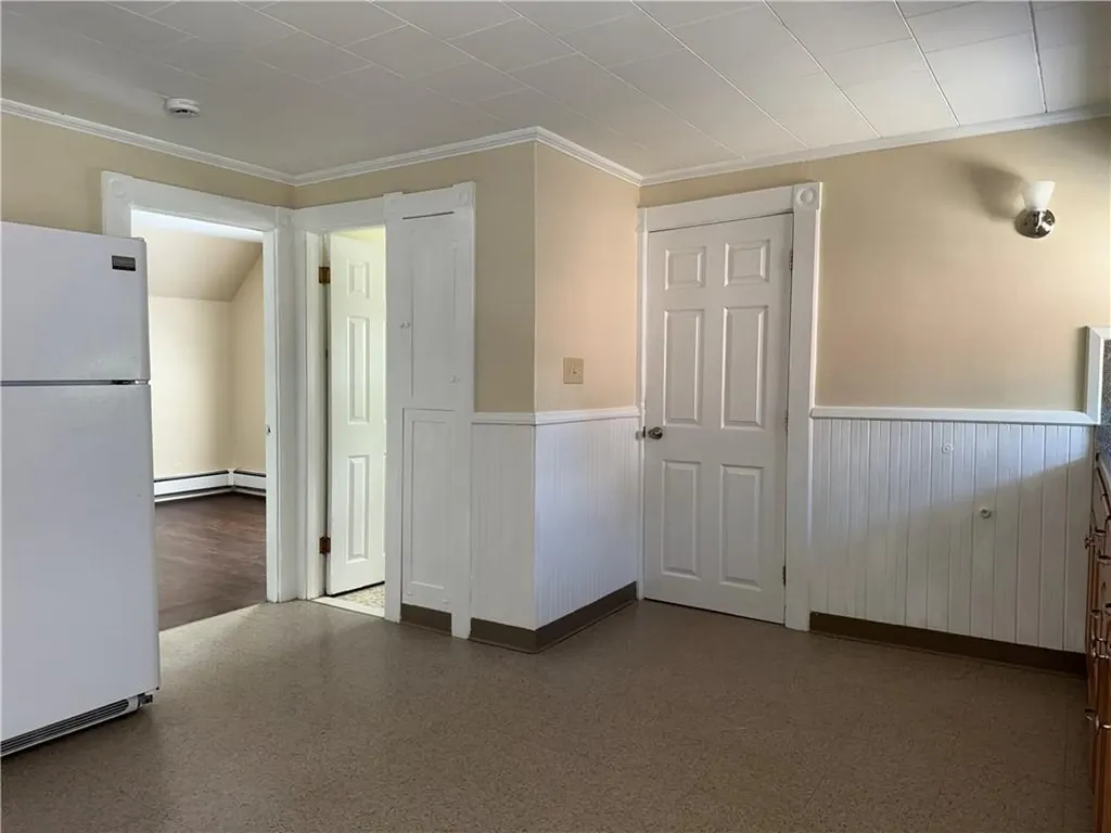182 Newland Avenue Woonsocket RI 02895