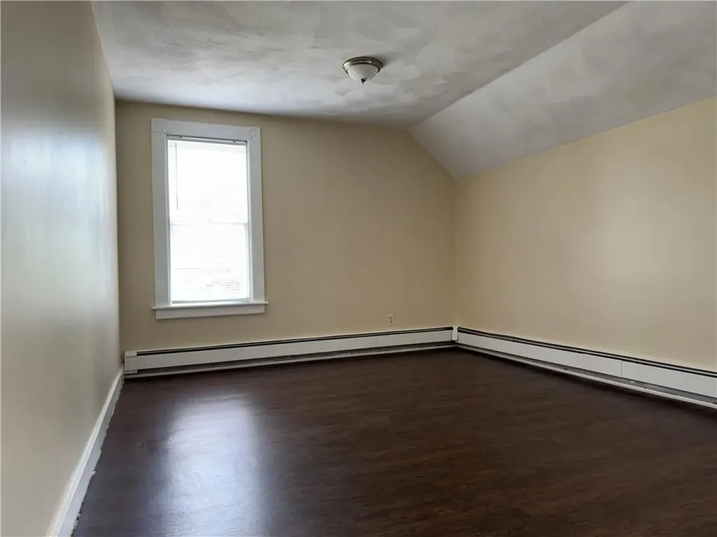 182 Newland Avenue Woonsocket RI 02895