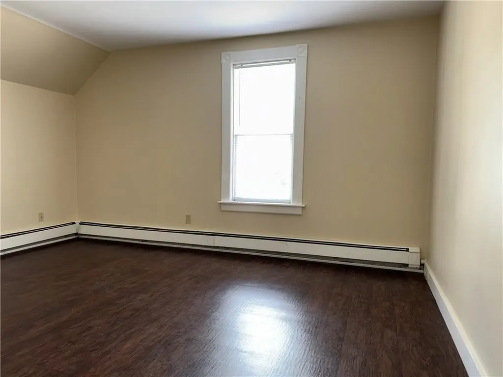 182 Newland Avenue Woonsocket RI 02895