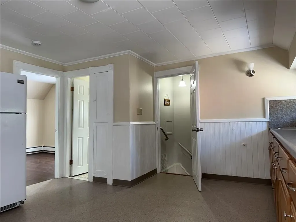 182 Newland Avenue Woonsocket RI 02895