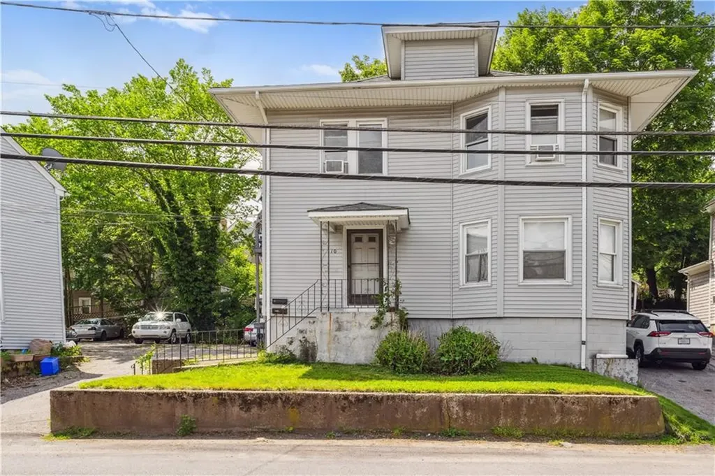 8 10 Phenix Avenue West Warwick RI 02893