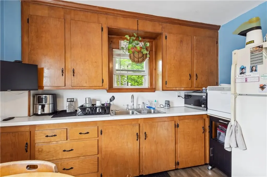 8 10 Phenix Avenue West Warwick RI 02893