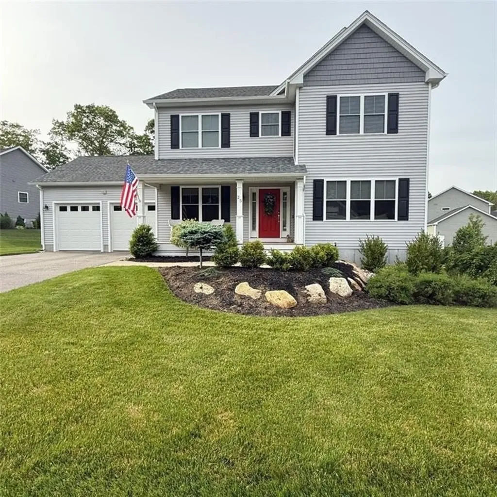 25 Ironwood Drive Coventry RI 02816
