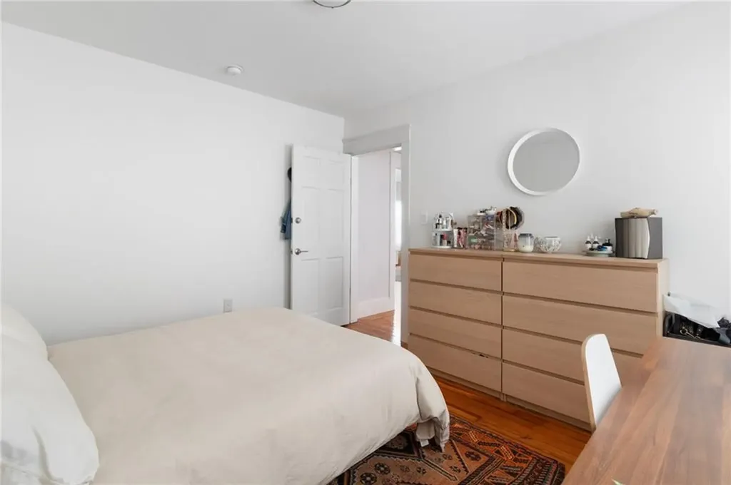 21 Waverly Street Providence RI 02907