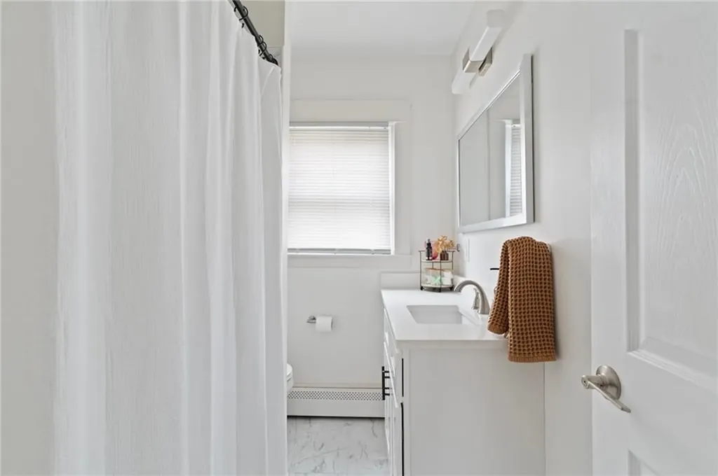 21 Waverly Street Providence RI 02907