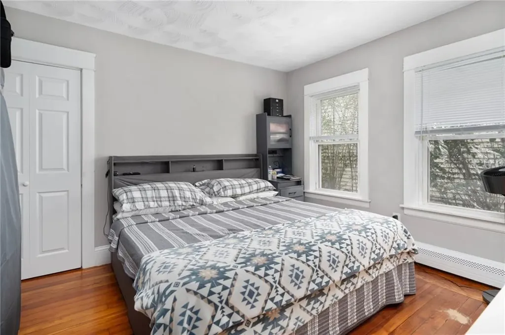 21 Waverly Street Providence RI 02907