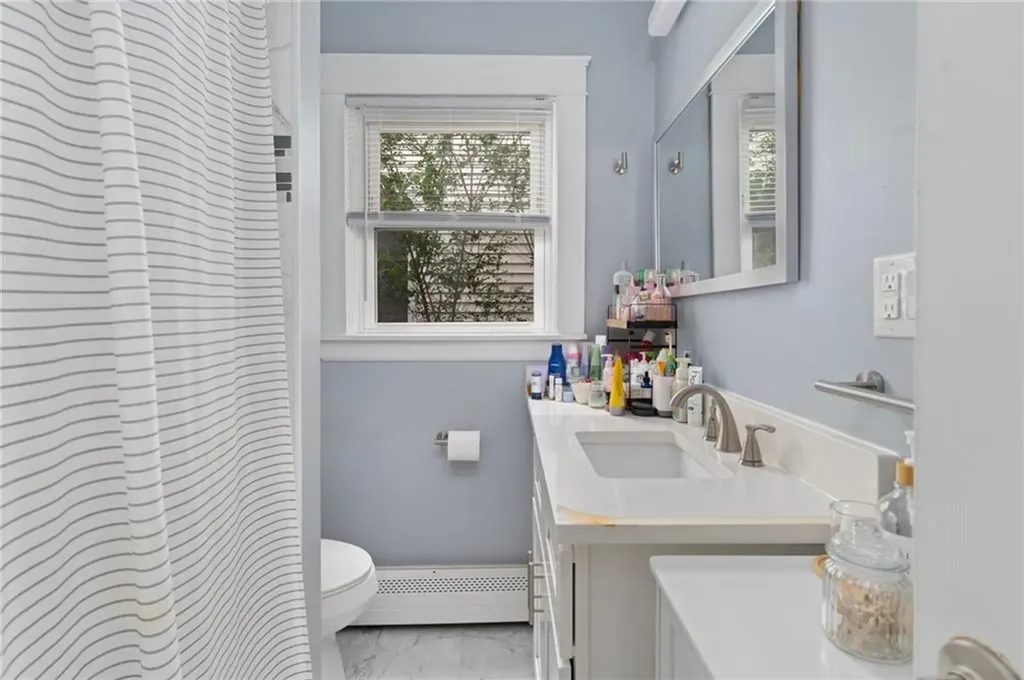 21 Waverly Street Providence RI 02907