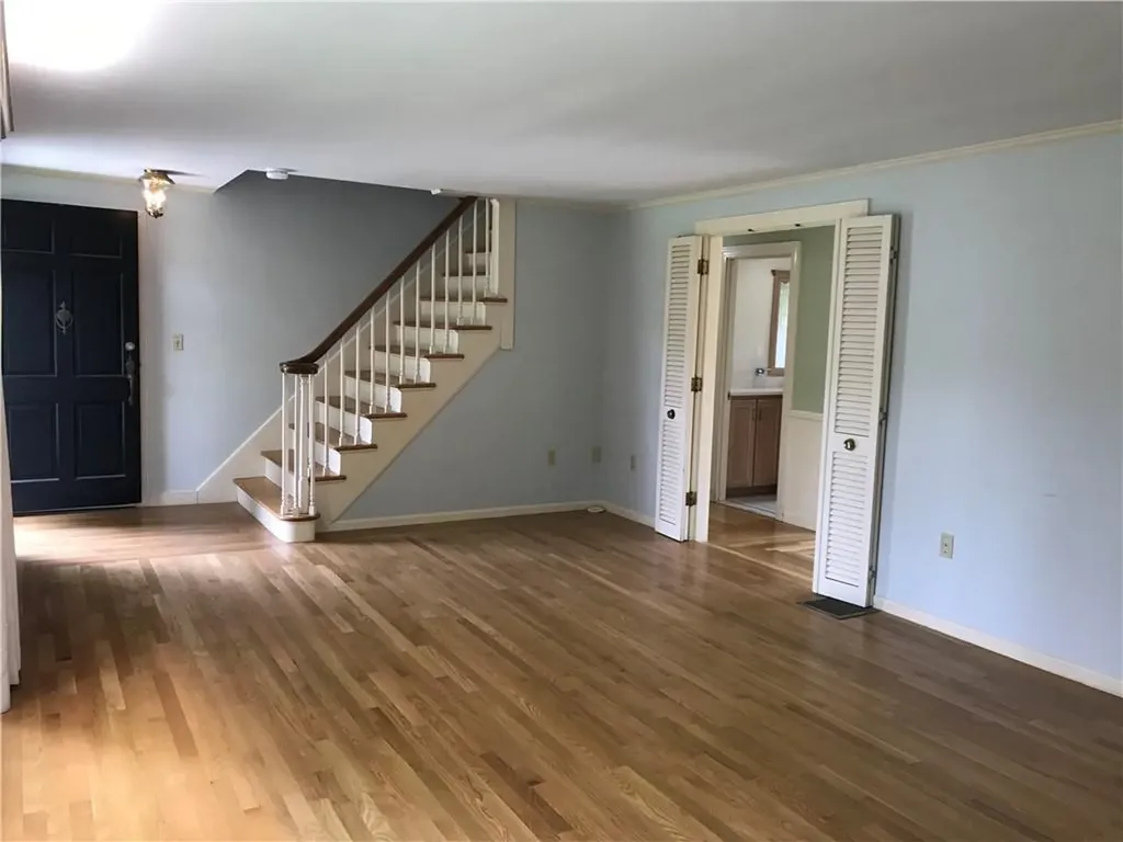 33 Red Gate Road Cumberland RI 02864