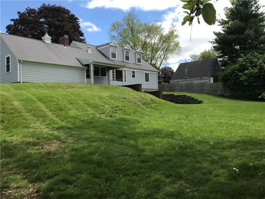 33 Red Gate Road Cumberland RI 02864