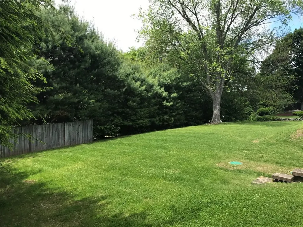 33 Red Gate Road Cumberland RI 02864