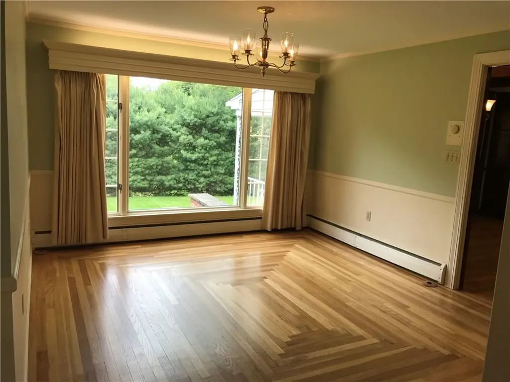 33 Red Gate Road Cumberland RI 02864