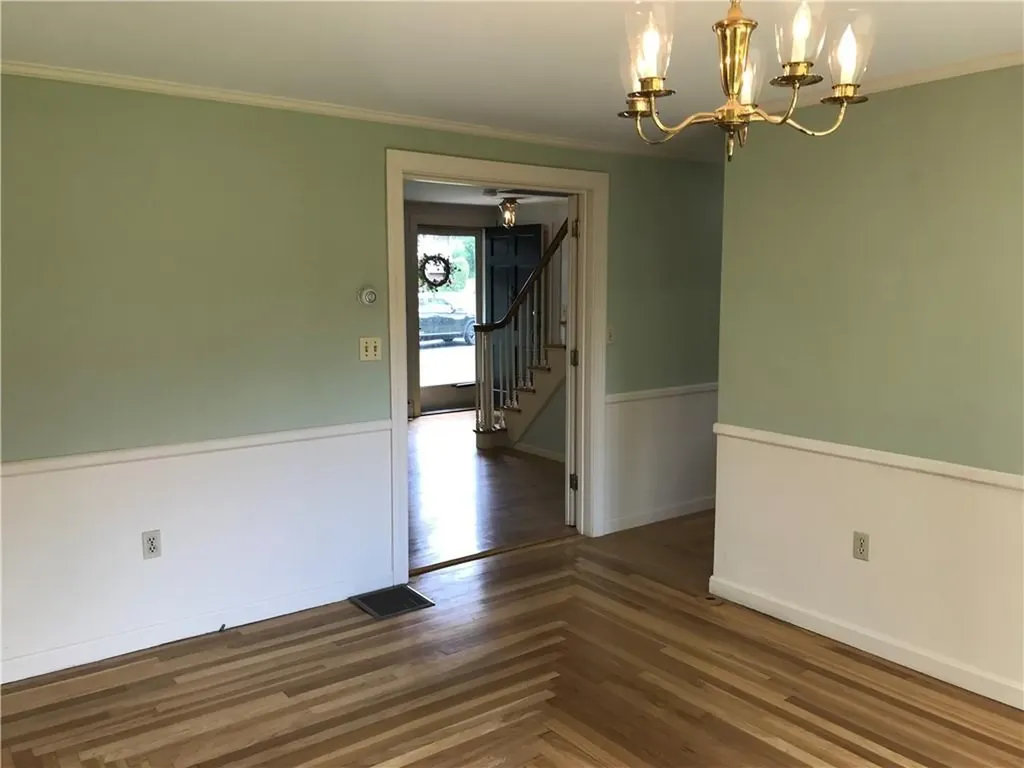33 Red Gate Road Cumberland RI 02864