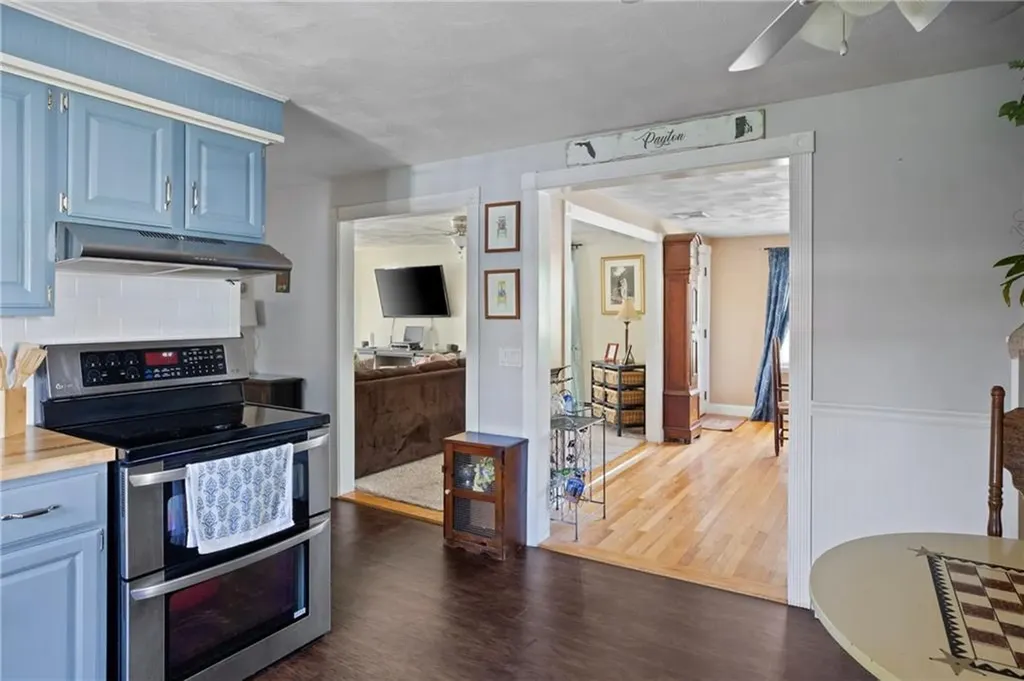 30 Sophia Drive Warwick RI 02886