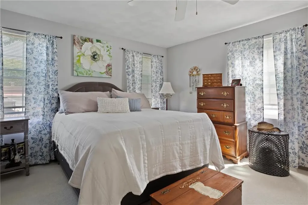 30 Sophia Drive Warwick RI 02886