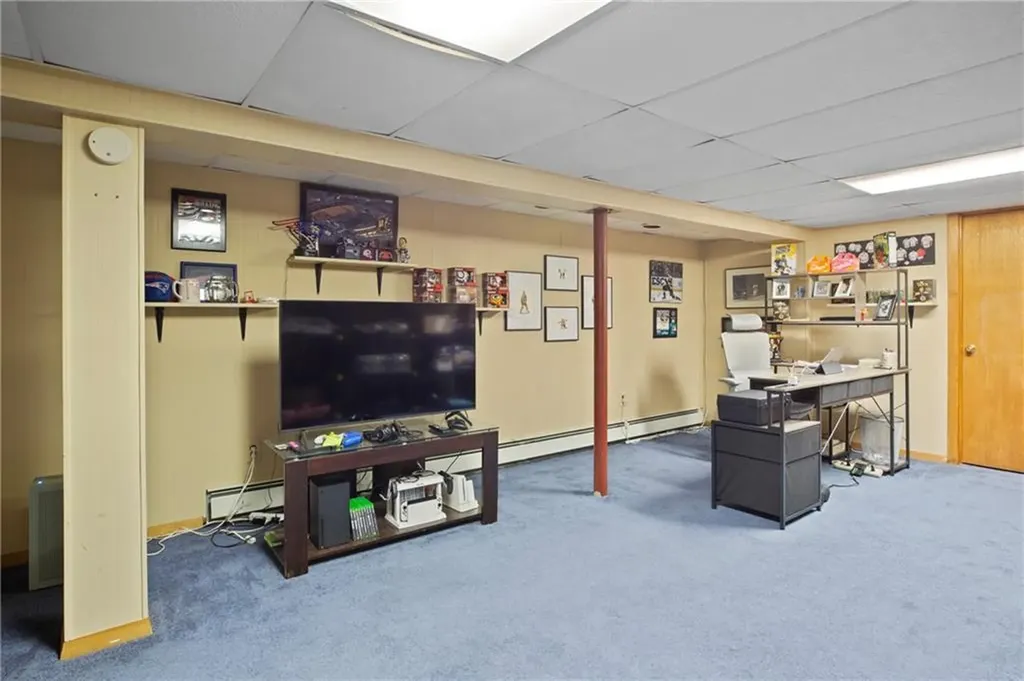 30 Sophia Drive Warwick RI 02886