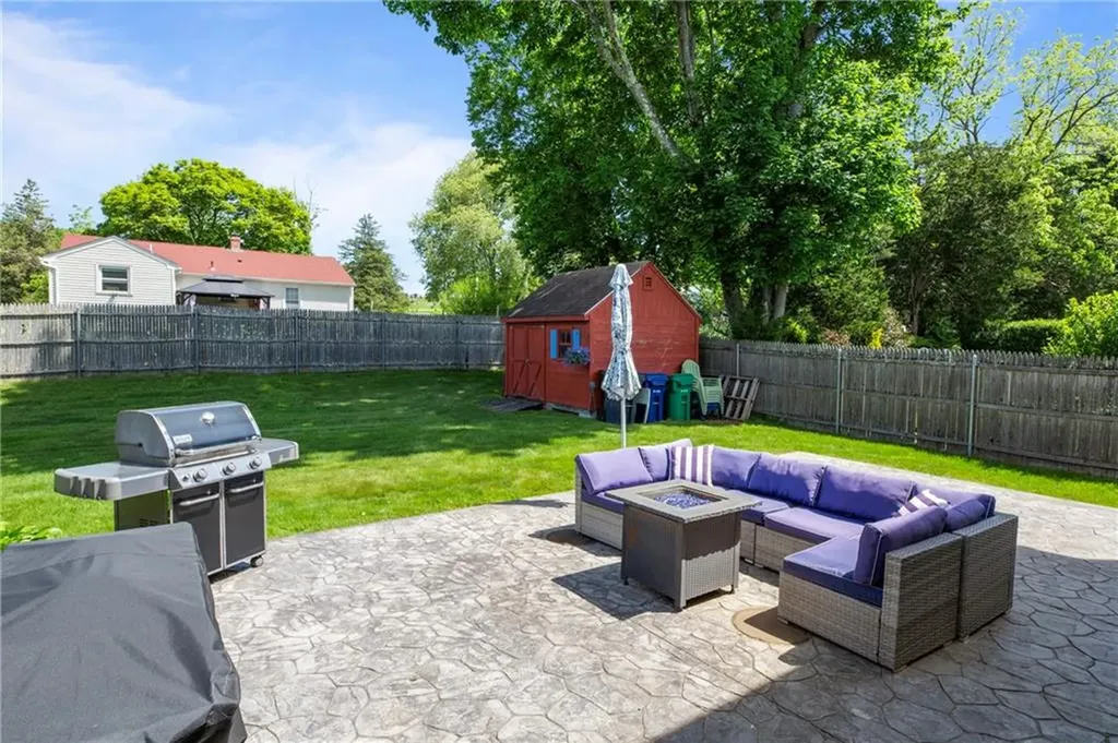 30 Sophia Drive Warwick RI 02886