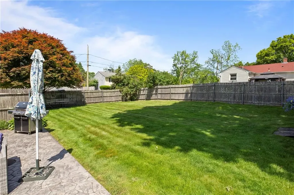 30 Sophia Drive Warwick RI 02886