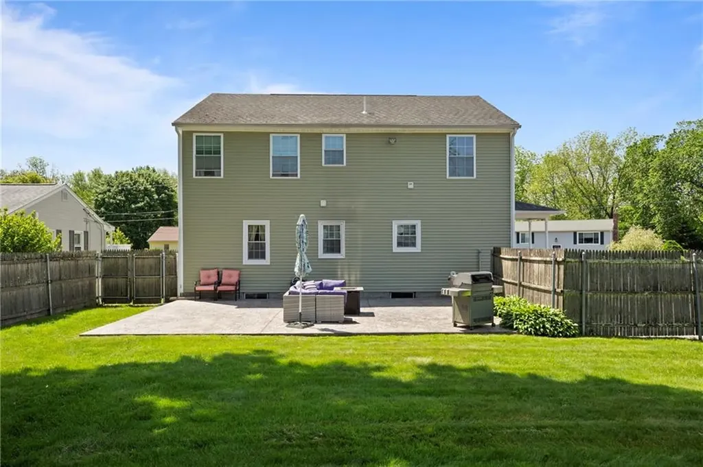 30 Sophia Drive Warwick RI 02886