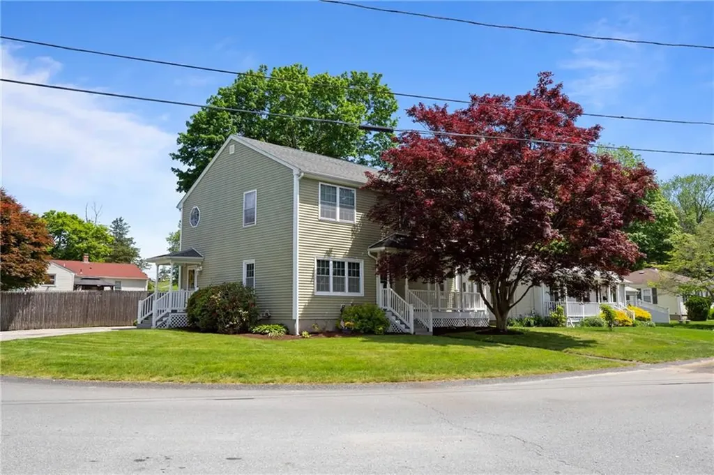 30 Sophia Drive Warwick RI 02886
