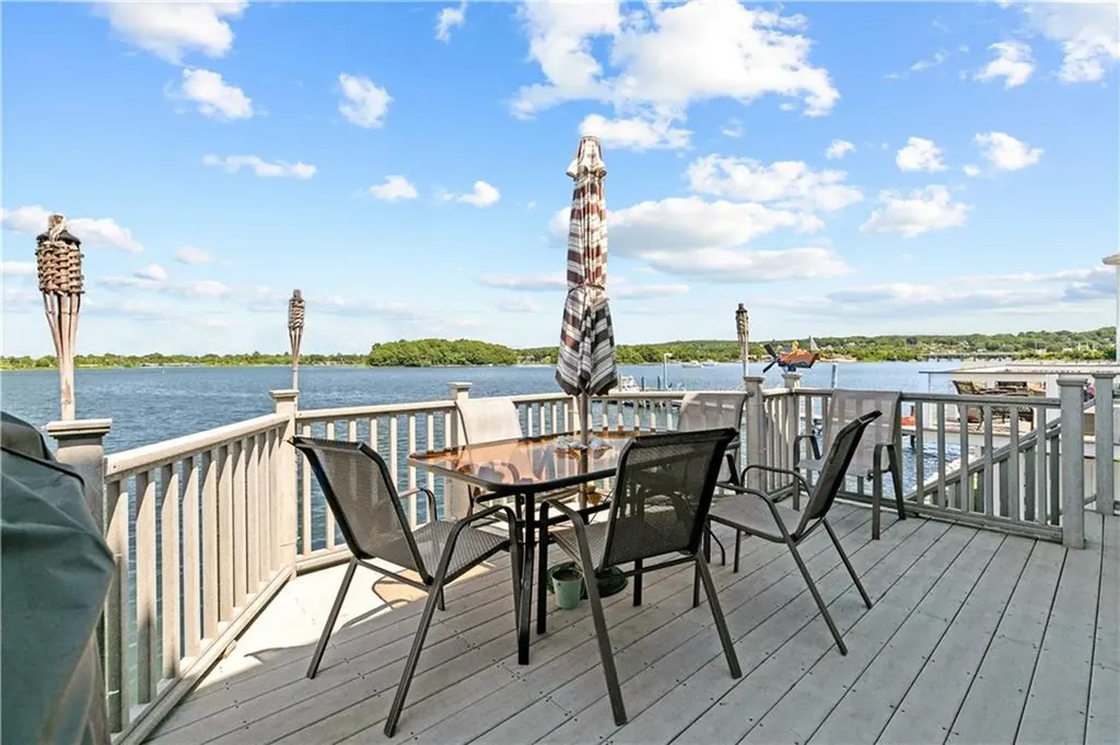 309 Riverside Street Portsmouth RI 02871