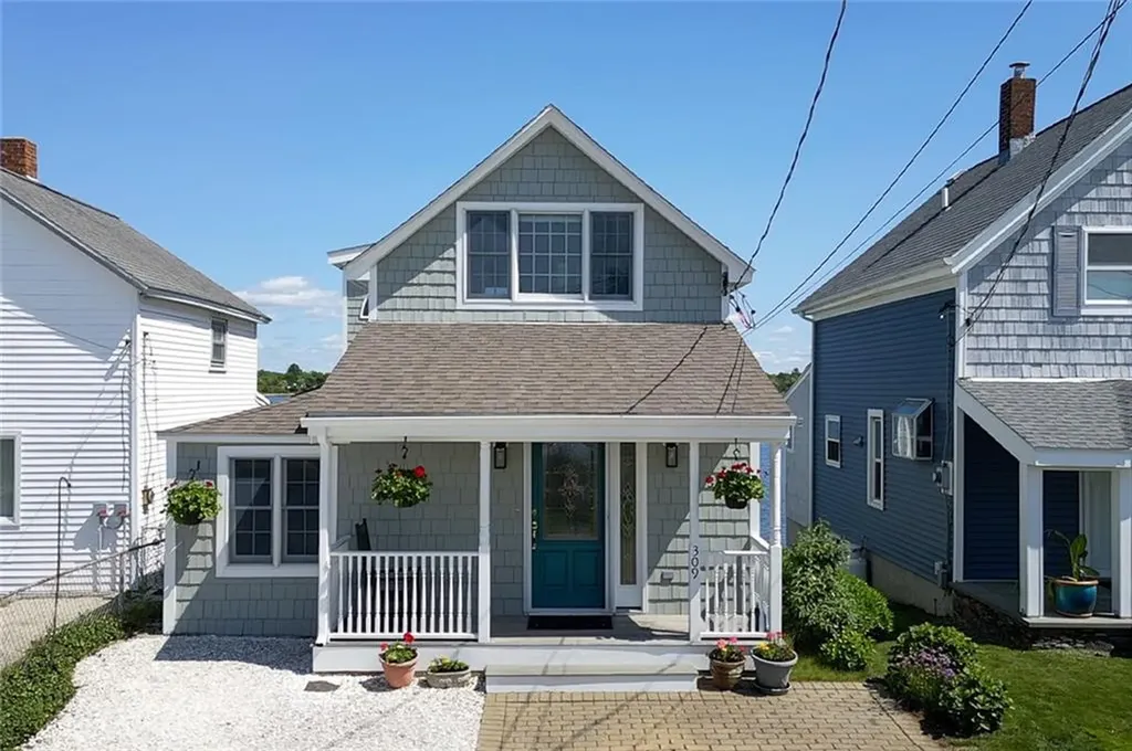 309 Riverside Street Portsmouth RI 02871