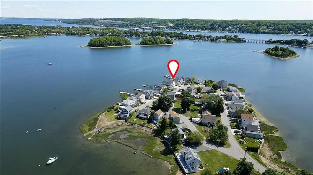 309 Riverside Street Portsmouth RI 02871