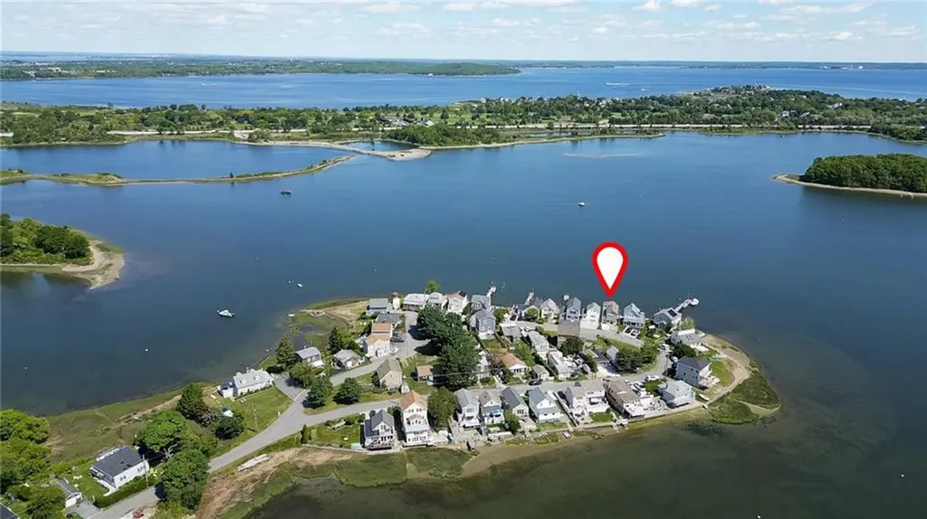 309 Riverside Street Portsmouth RI 02871