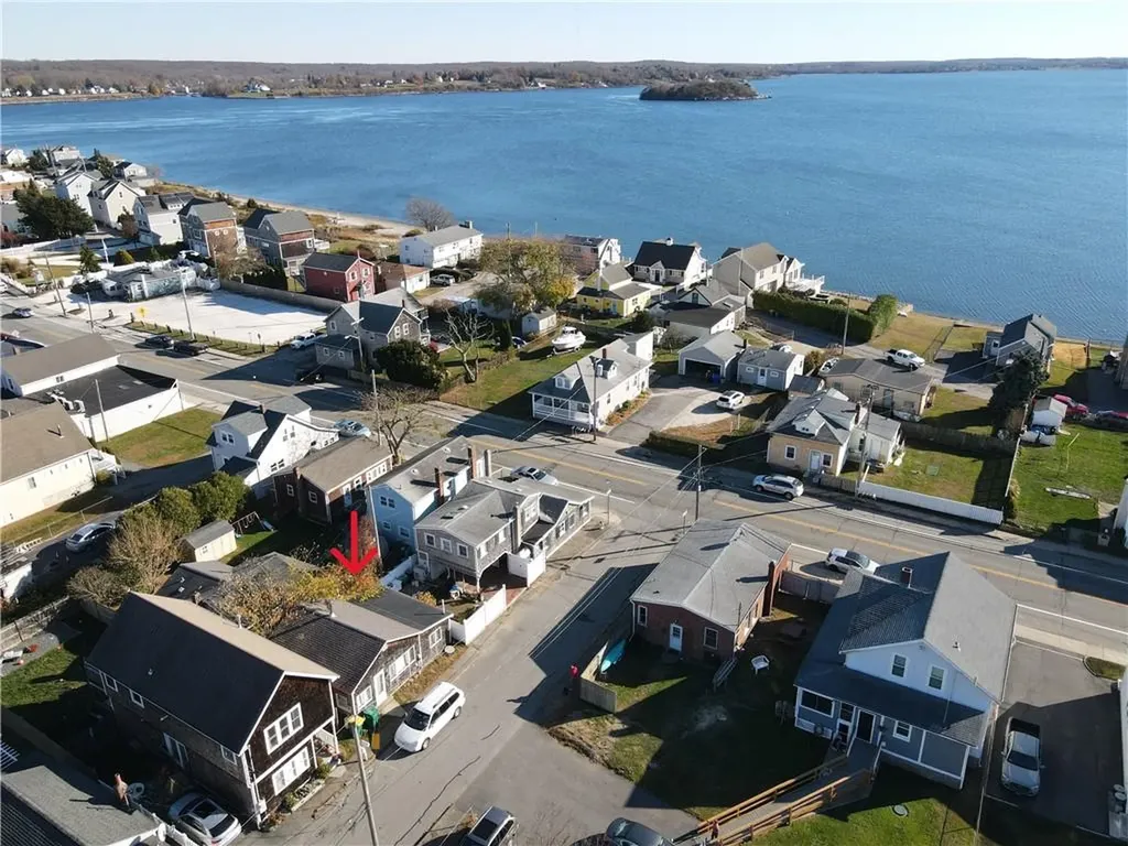 9 Island Avenue Portsmouth RI 02871