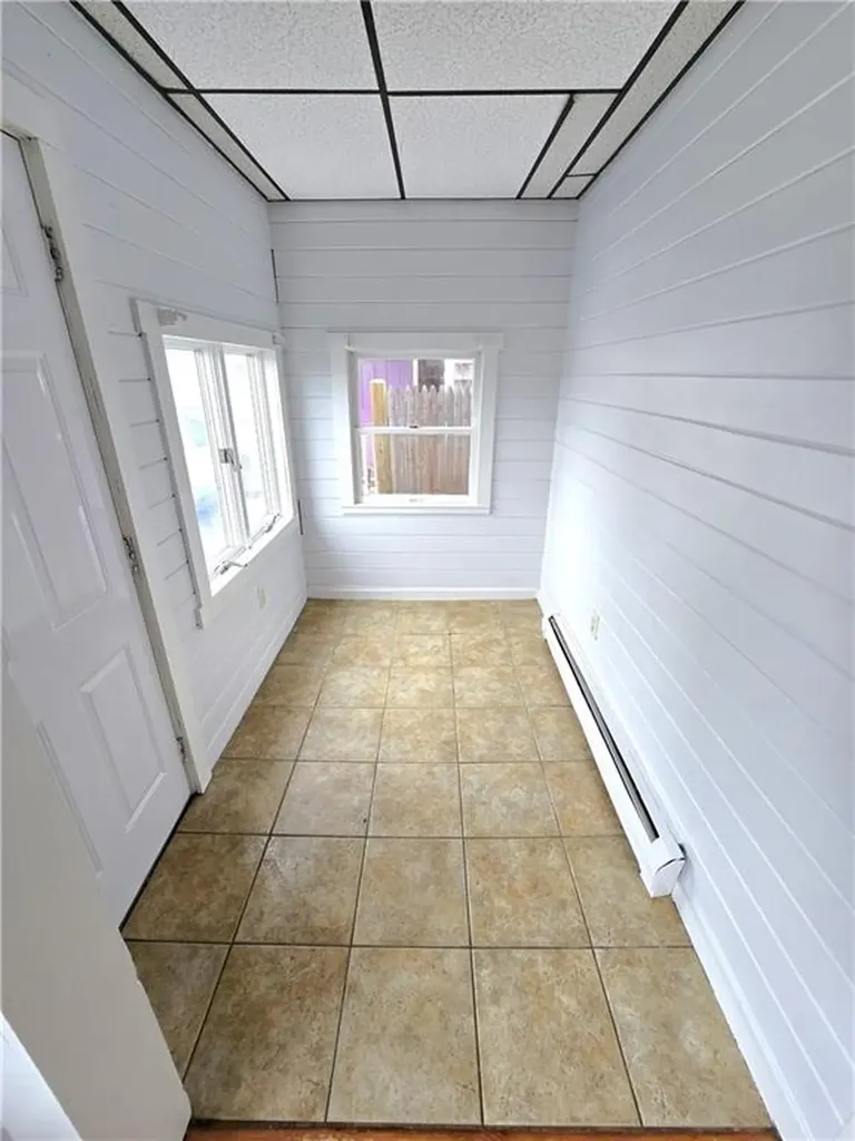 9 Island Avenue Portsmouth RI 02871