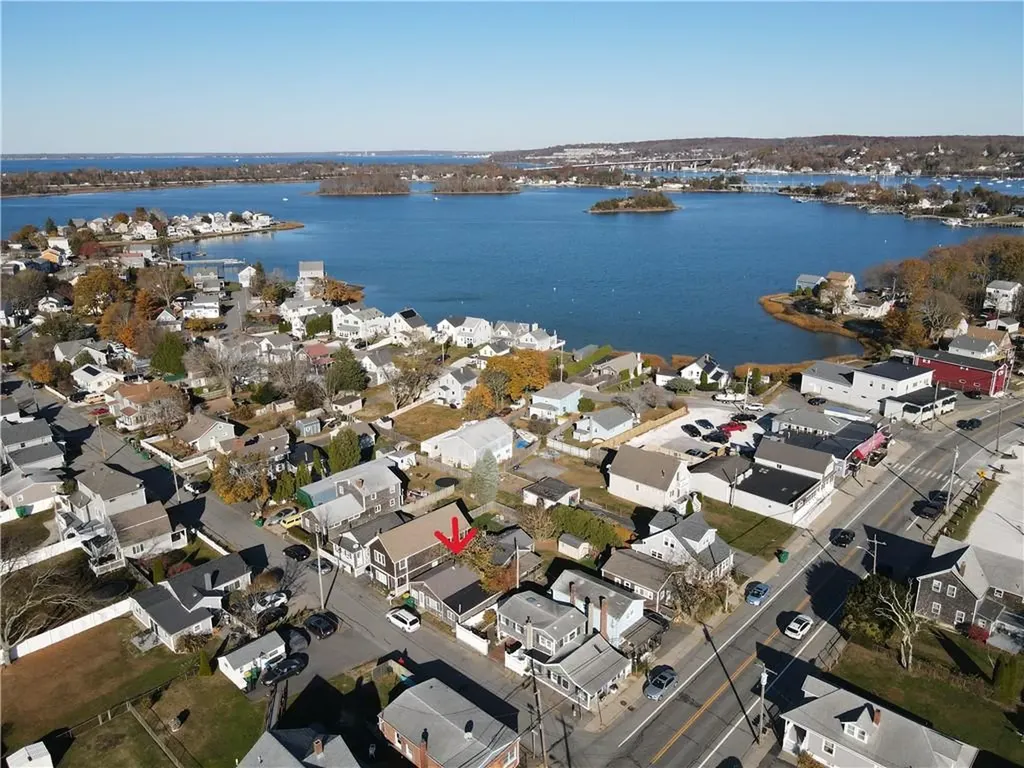 9 Island Avenue Portsmouth RI 02871