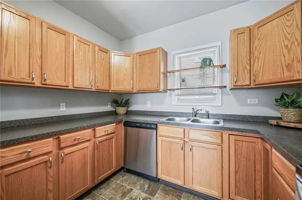 91 Garfield Avenue Providence RI 02908