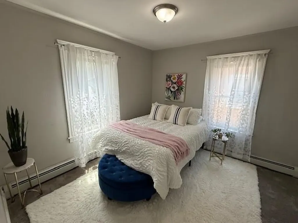 91 Garfield Avenue Providence RI 02908