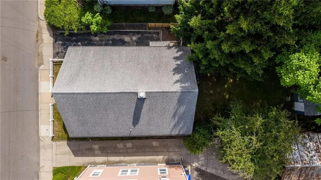91 Garfield Avenue Providence RI 02908