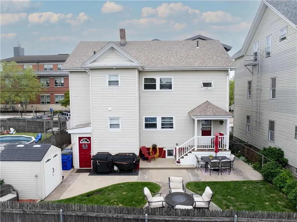 522 Slade Street Fall River MA 02724