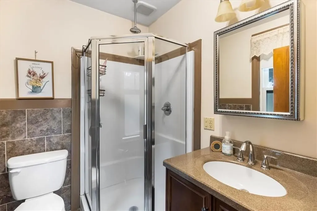 59 Woodland Road Woonsocket RI 02895