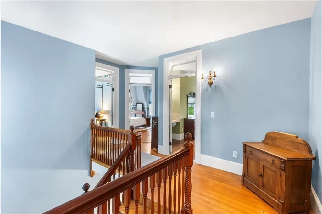 59 Woodland Road Woonsocket RI 02895