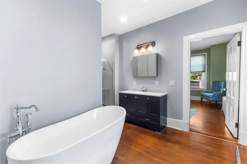 59 Woodland Road Woonsocket RI 02895