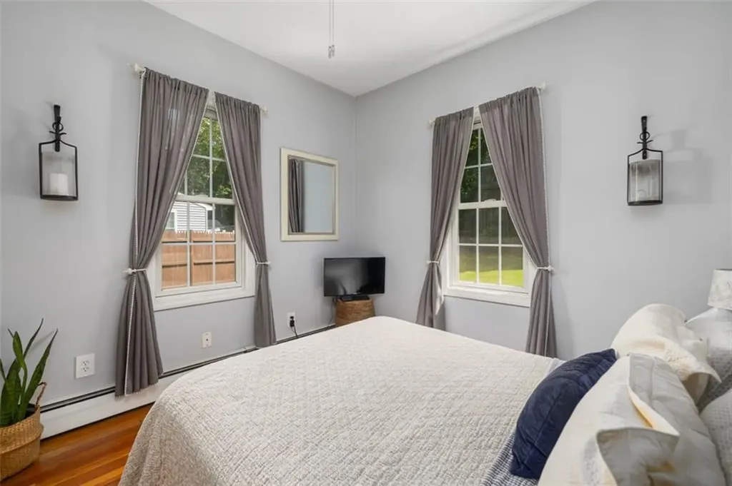 30 Lincoln Street Smithfield RI 02917