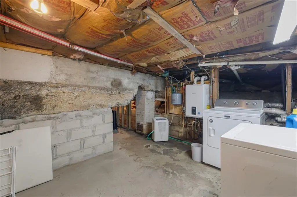 30 Lincoln Street Smithfield RI 02917