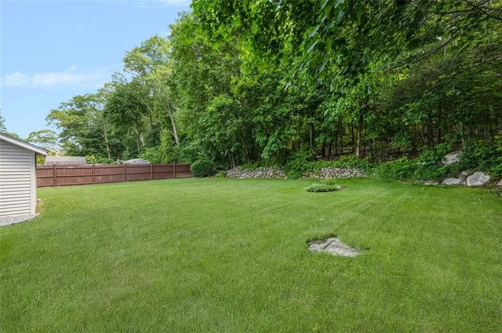 30 Lincoln Street Smithfield RI 02917