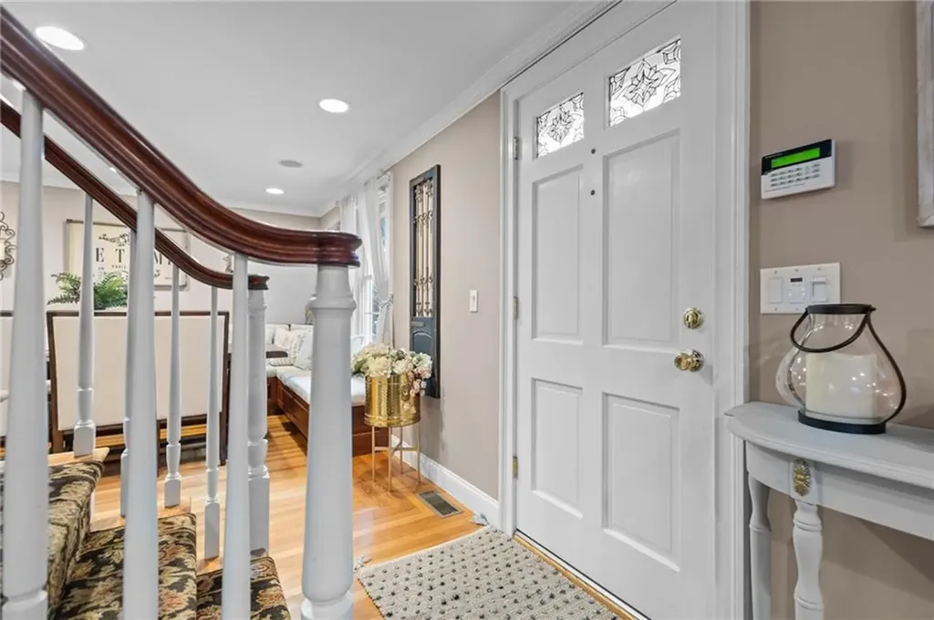 152 Glen Hills Drive Cranston RI 02920
