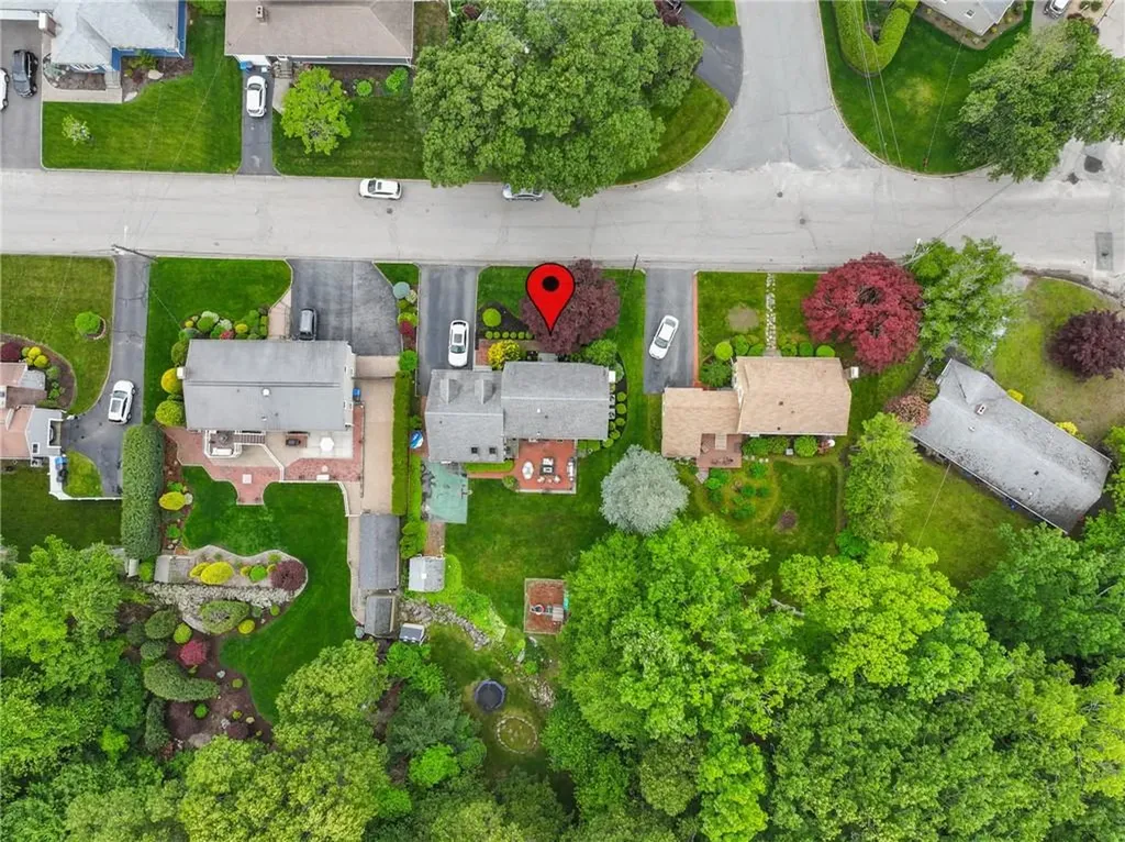 152 Glen Hills Drive Cranston RI 02920