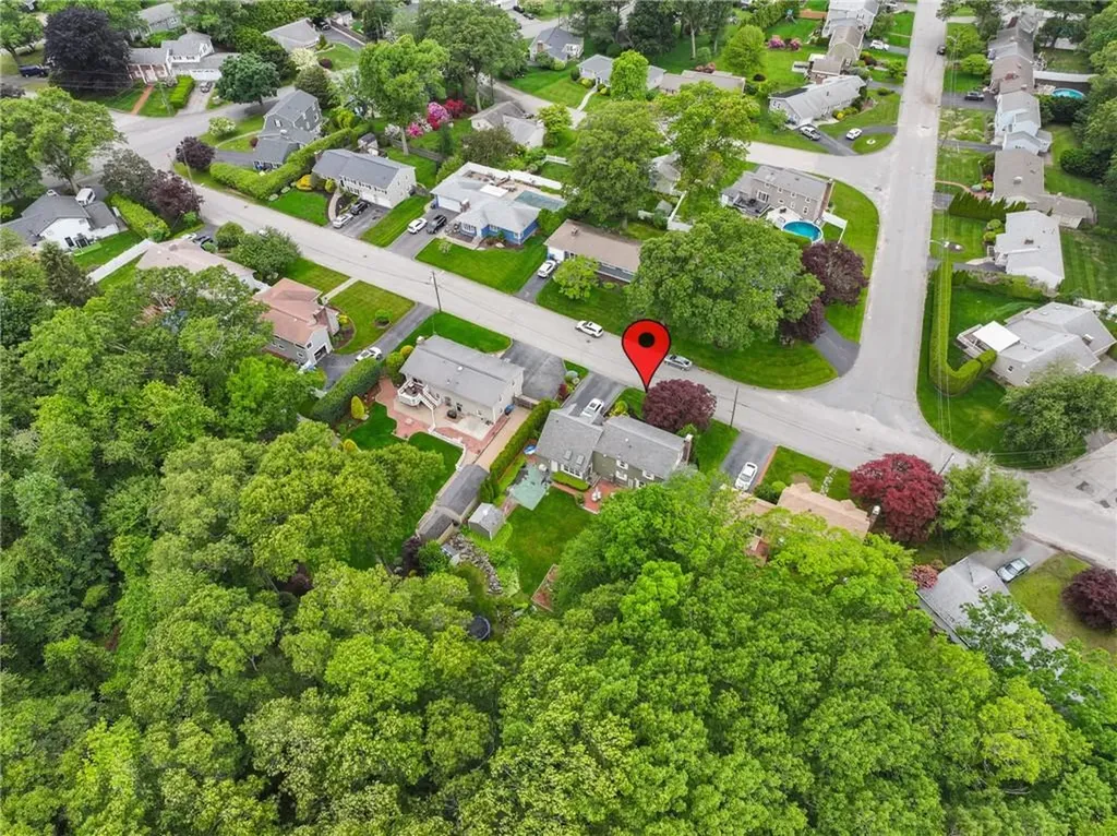152 Glen Hills Drive Cranston RI 02920