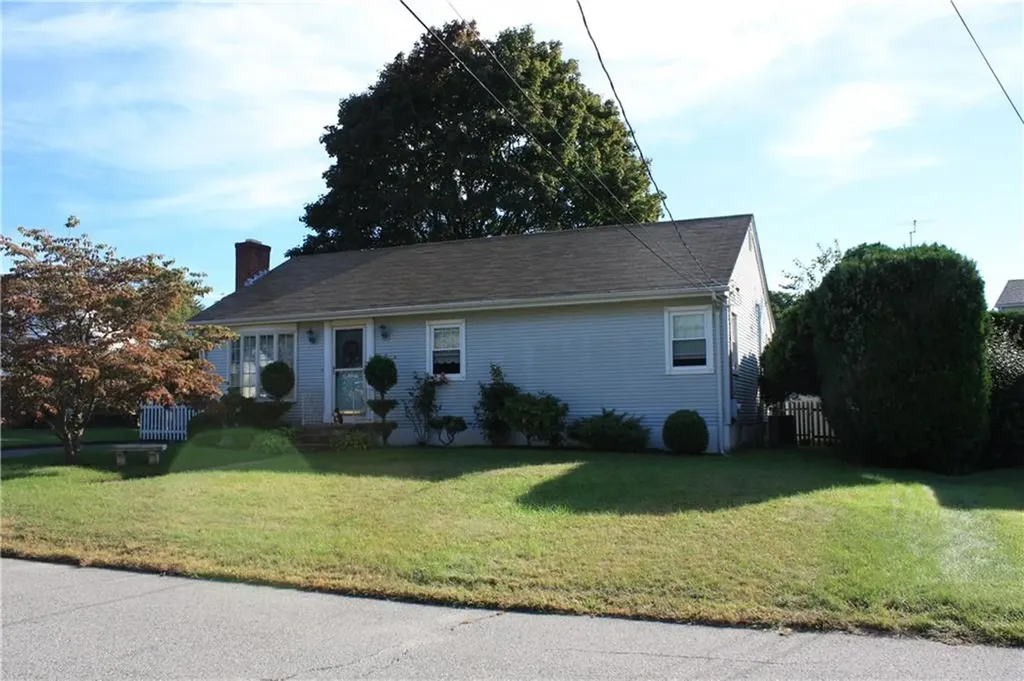 116 Homewood Avenue North Providence RI 02911