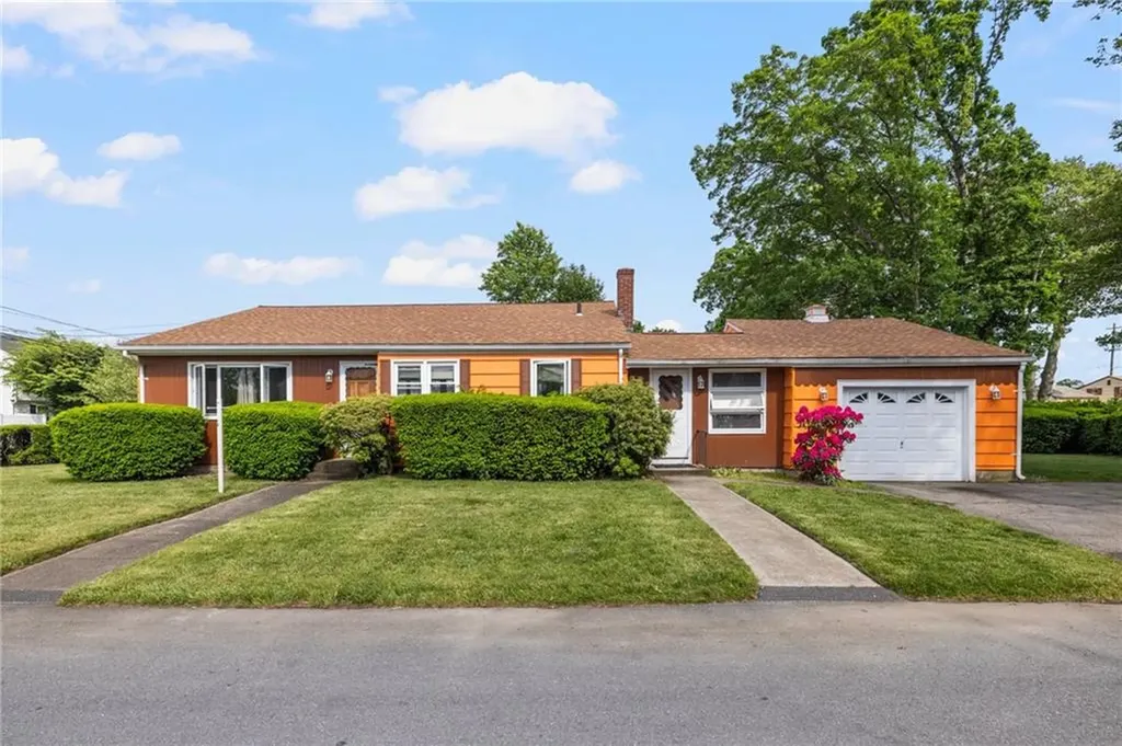 2 N Spruce Street East Providence RI 02914