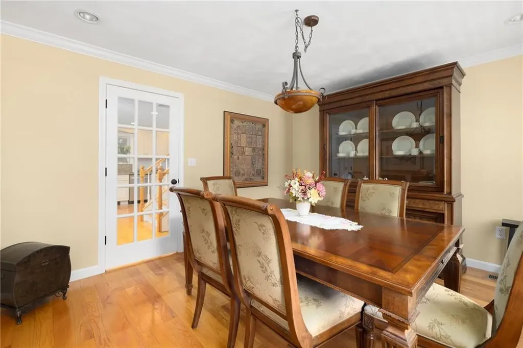 52 S Eagle Nest Drive Lincoln RI 02865