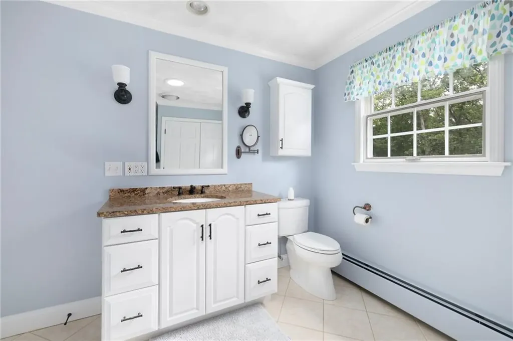 52 S Eagle Nest Drive Lincoln RI 02865
