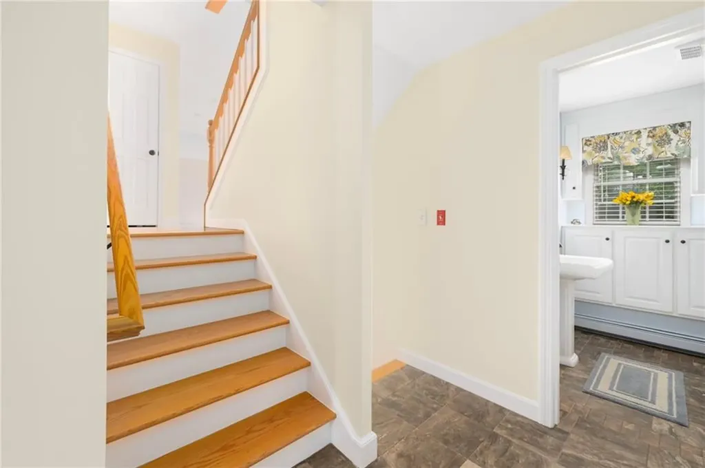 52 S Eagle Nest Drive Lincoln RI 02865